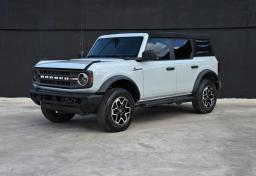 2022 Ford Bronco photo