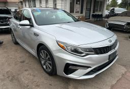 2019 Kia Optima photo