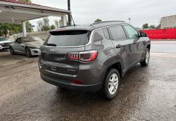 2021 Jeep Compass photo