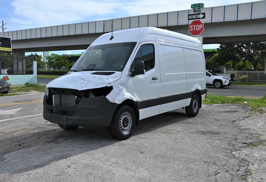 2025 Mercedes-Benz Sprinter 2500 Cargo
