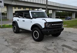 2023 Ford Bronco photo
