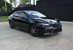 Picture of 2021 Toyota Camry