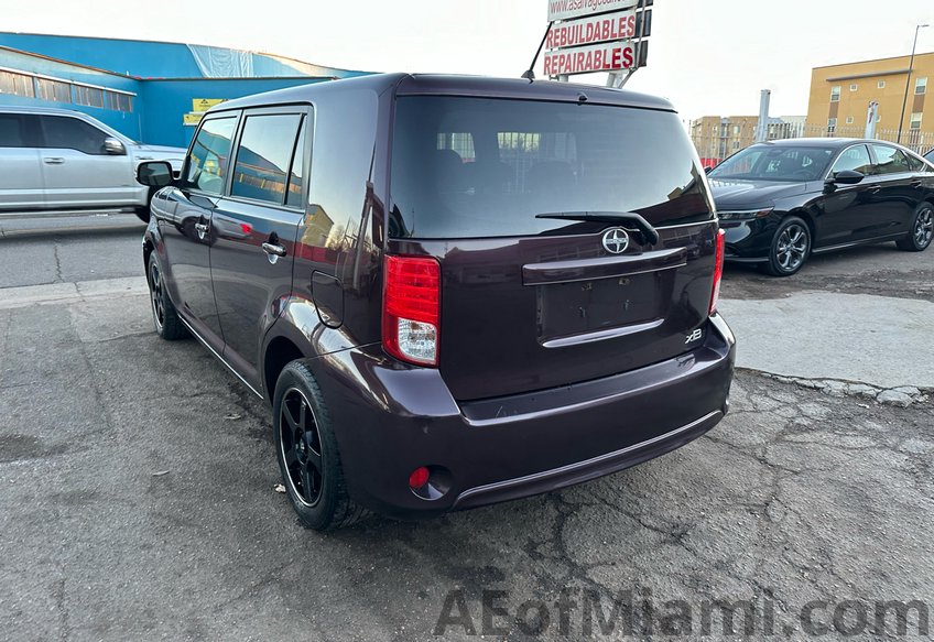 2015 Scion xB