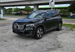 2025 Mercedes-Benz GLB photo