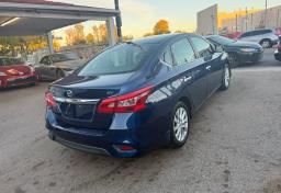 2018 Nissan Sentra photo