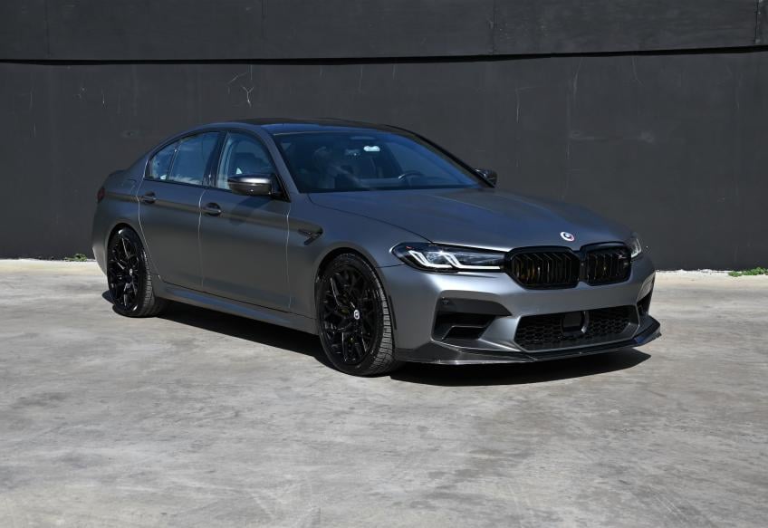 2023 BMW M5