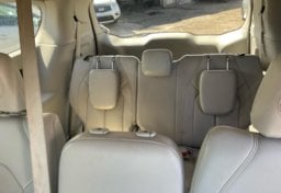 Picture of 2018 Chrysler Pacifica