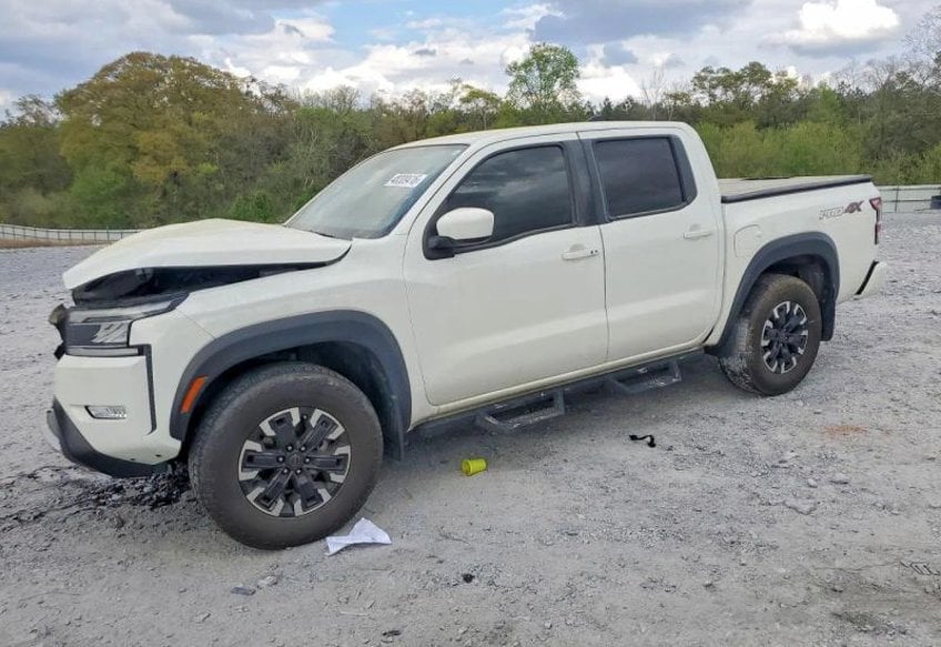 2023 Nissan Frontier Crew Cab