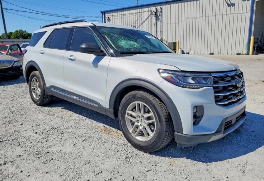 2025 Ford Explorer