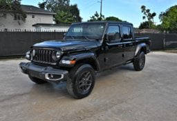 Picture of 2024 Jeep Gladiator