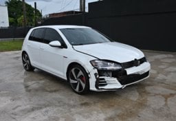 Picture of 2020 Volkswagen Golf GTI