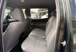 Picture of 2014 Toyota Tacoma