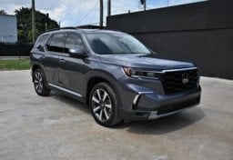 Picture of 2025 Honda Pilot