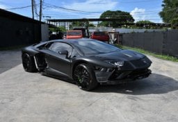 Picture of 2018 Lamborghini Aventador