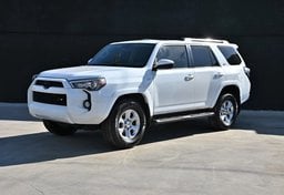 Picture of 2019 Toyota 4Runner
