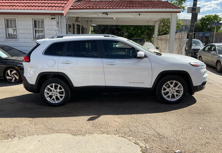 2016 Jeep Cherokee