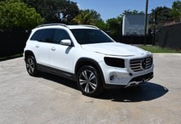 Picture of 2025 Mercedes-Benz GLB