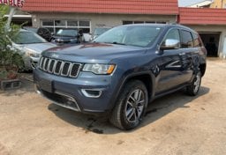 Picture of 2020 Jeep Grand Cherokee