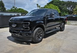 Picture of 2023 Ford F250 Super Duty Crew Cab