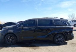 Picture of 2024 Toyota Sienna