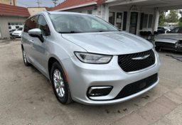 Picture of 2023 Chrysler Pacifica