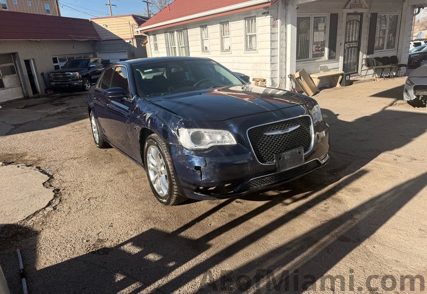 2017 Chrysler 300