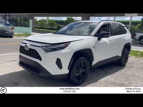 2022 Toyota RAV4 video thumbnail