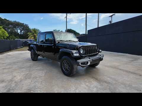 2024 Jeep Gladiator video thumbnail