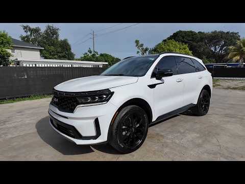 2023 Kia Sorento video thumbnail