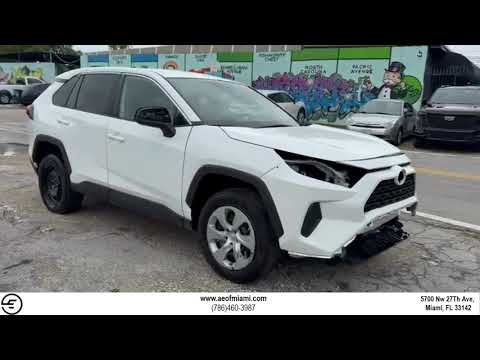 2025 Toyota RAV4 video thumbnail