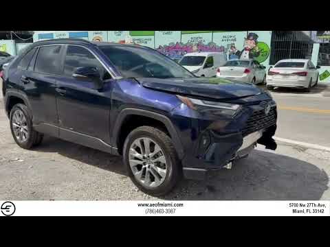 2025 Toyota RAV4 video thumbnail