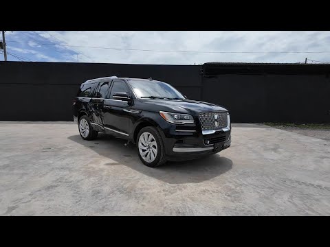 2024 Lincoln Navigator L video thumbnail