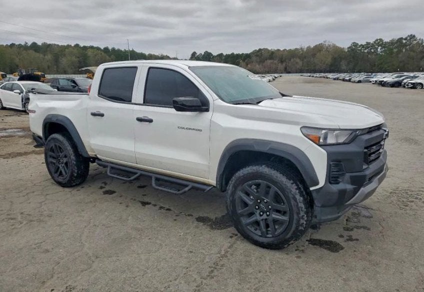 2024 Chevrolet Colorado Crew Cab
