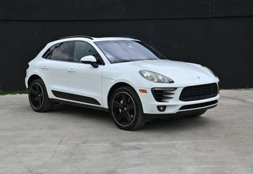 2016 Porsche Macan